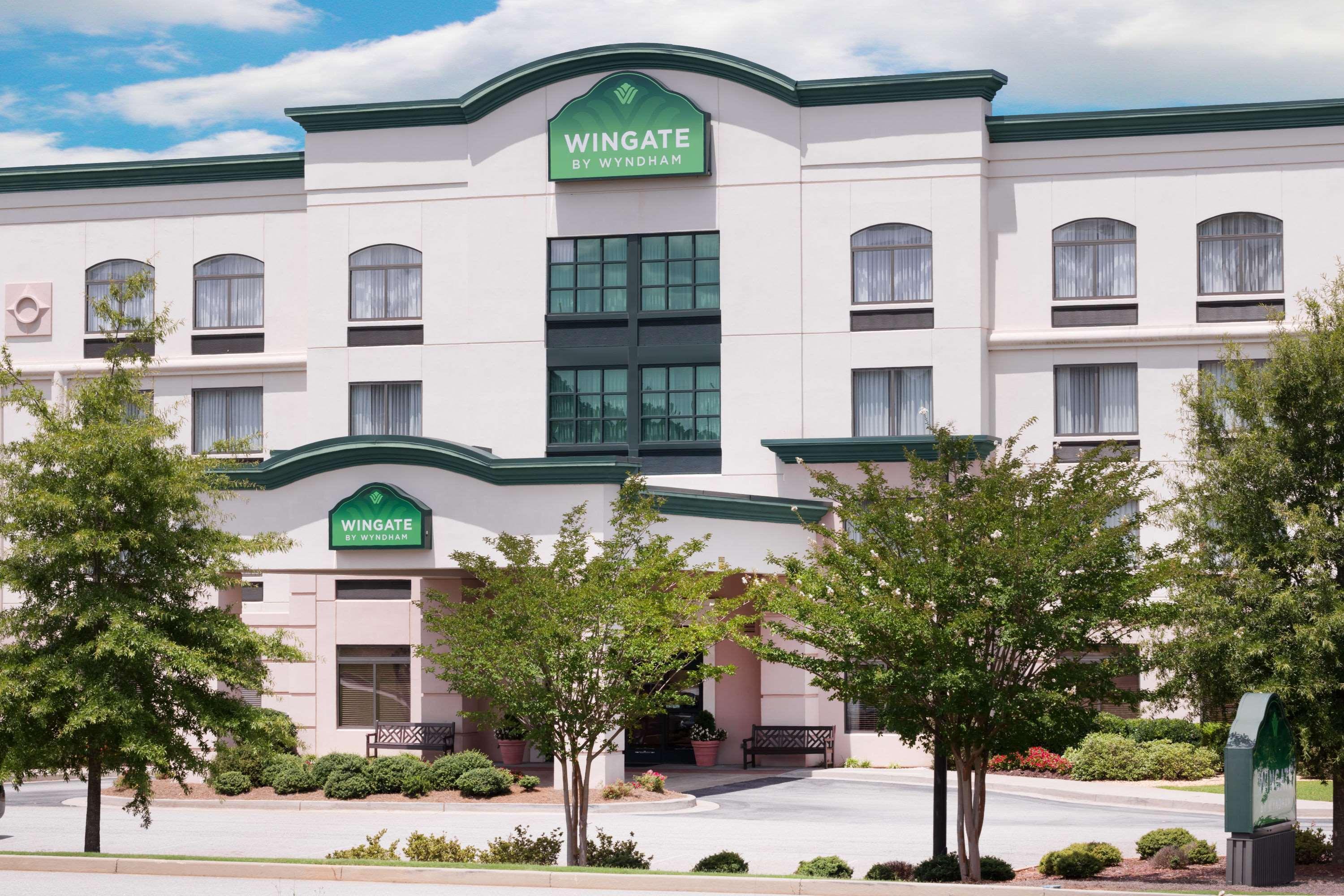 Wingate By Wyndham Lagrange Hotell Eksteriør bilde